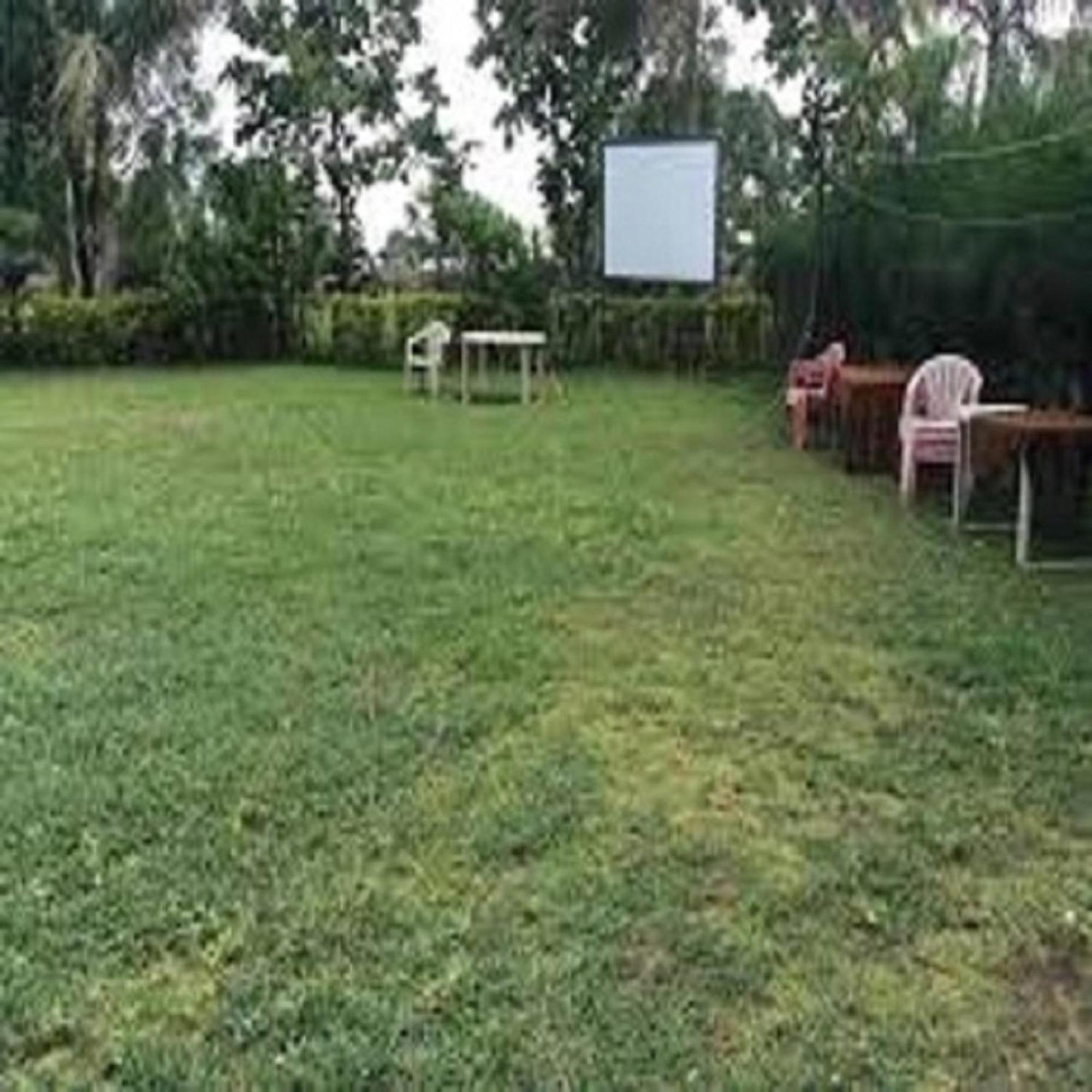 Hotel Metro Palace Resort Karjat Ngoại thất bức ảnh